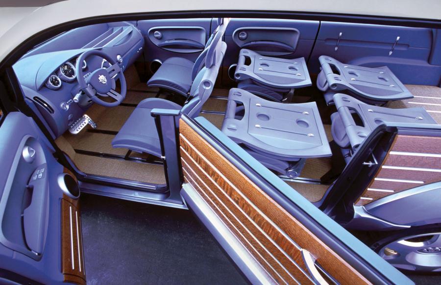  Dodge Kahuna Concept 2003 года  (фото 2 из 13)